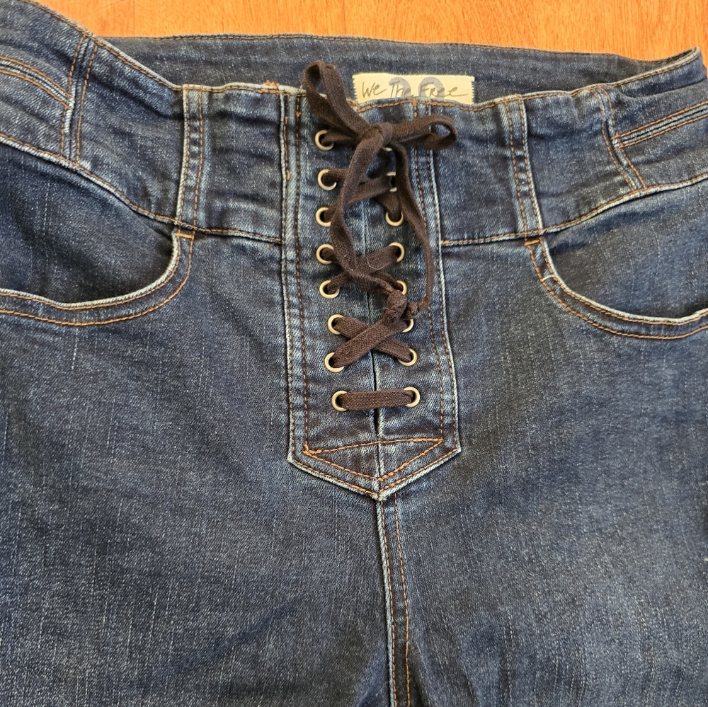 We the Free lace up ankle jeans size 29